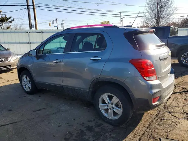 KL7CJPSB7KB940589 2019 CHEVROLET TRAX - Image 2