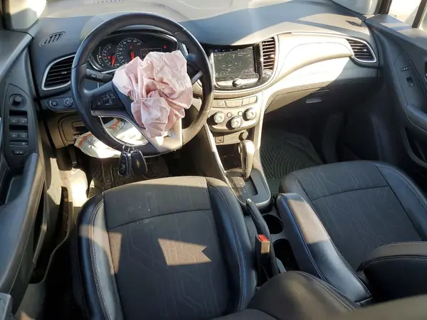 KL7CJPSB7KB940589 2019 CHEVROLET TRAX - Image 8