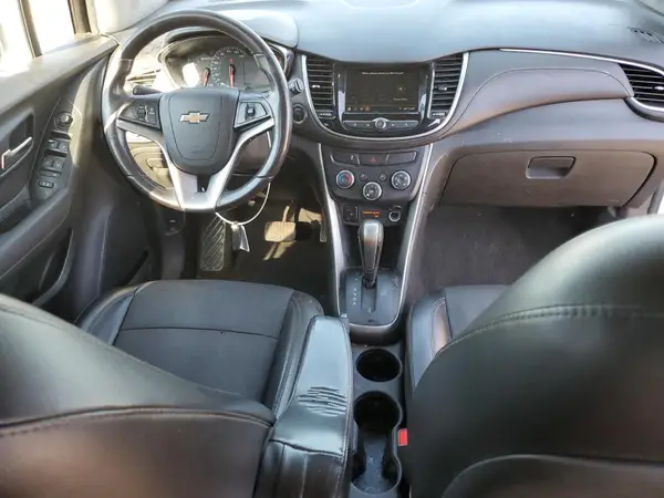 KL7CJPSB7KB946912 2019 CHEVROLET TRAX - Image 8