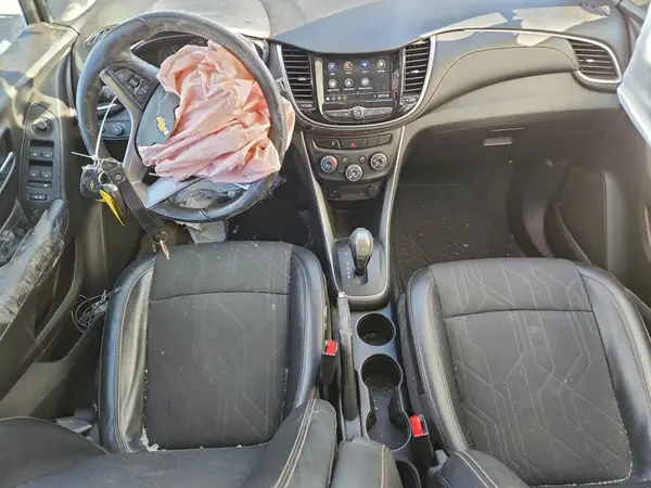 KL7CJPSB7LB021449 2020 CHEVROLET TRAX - Image 8