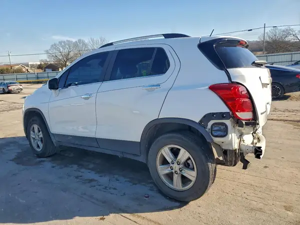 KL7CJPSB7LB064835 2020 CHEVROLET TRAX - Image 2