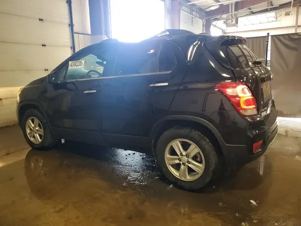 KL7CJPSB7LB067704 2020 CHEVROLET TRAX - Image 2
