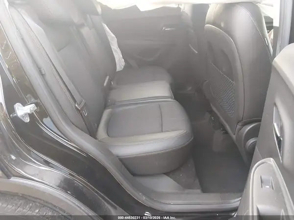 KL7CJPSB7LB084616 2020 CHEVROLET TRAX - Image 8