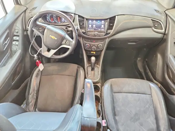 KL7CJPSB7LB318530 2020 CHEVROLET TRAX - Image 8