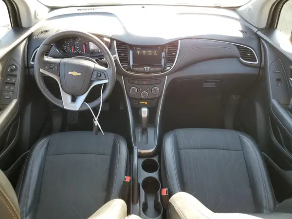 KL7CJPSB7LB330046 2020 CHEVROLET TRAX - Image 8