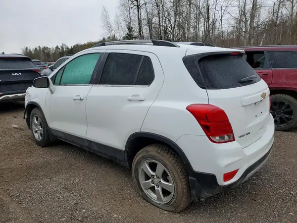 KL7CJPSB7LB341175 2020 CHEVROLET TRAX - Image 2