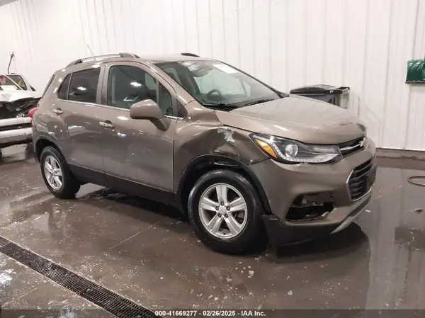 KL7CJPSB7LB347588 2020 CHEVROLET TRAX - Image 1