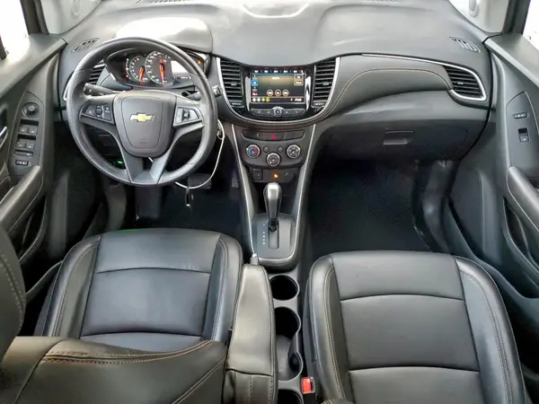KL7CJPSB7MB300109 2021 CHEVROLET TRAX - Image 8