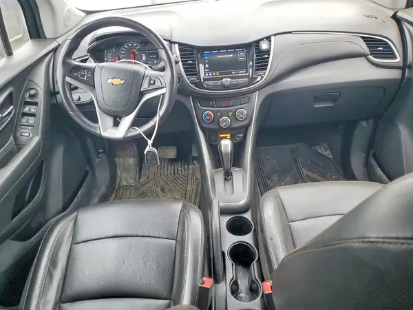 KL7CJPSB7MB300157 2021 CHEVROLET TRAX - Image 8