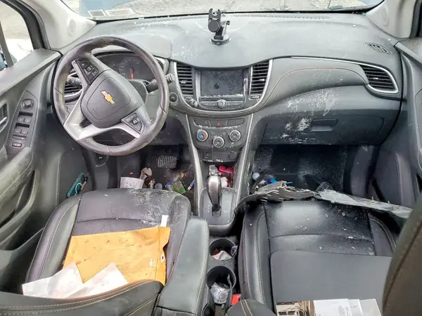 KL7CJPSB7MB304600 2021 CHEVROLET TRAX - Image 8