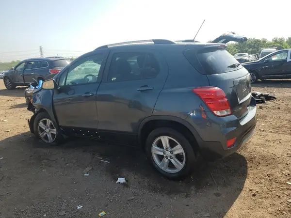 KL7CJPSB7MB322272 2021 CHEVROLET TRAX - Image 2