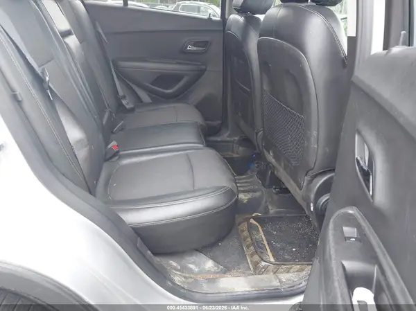 KL7CJPSB7MB323034 2021 CHEVROLET TRAX - Image 8