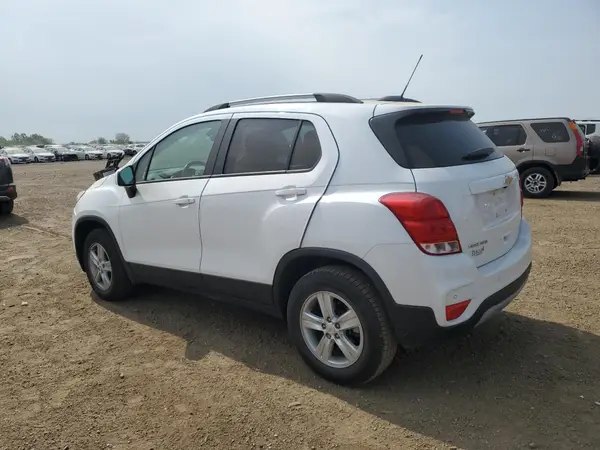 KL7CJPSB7MB344241 2021 CHEVROLET TRAX - Image 2