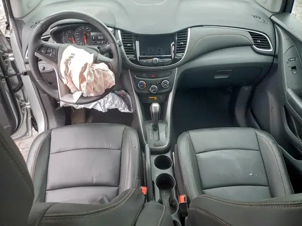 KL7CJPSB7MB348676 2021 CHEVROLET TRAX - Image 8