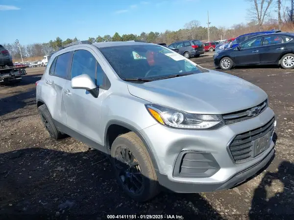 KL7CJPSB7MB354316 2021 CHEVROLET TRAX - Image 1