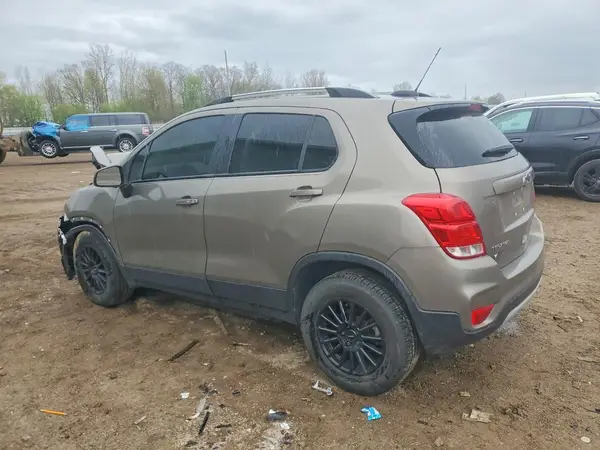 KL7CJPSB7MB354798 2021 CHEVROLET TRAX - Image 2
