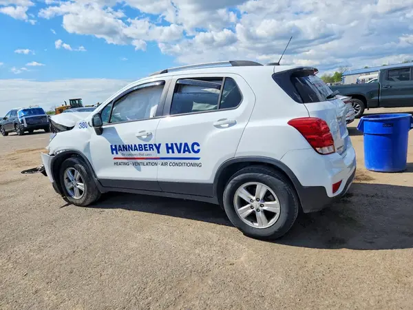 KL7CJPSB7MB355241 2021 CHEVROLET TRAX - Image 2