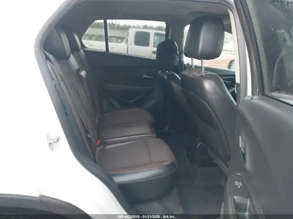 KL7CJPSB8GB542878 2016 CHEVROLET TRAX - Image 8