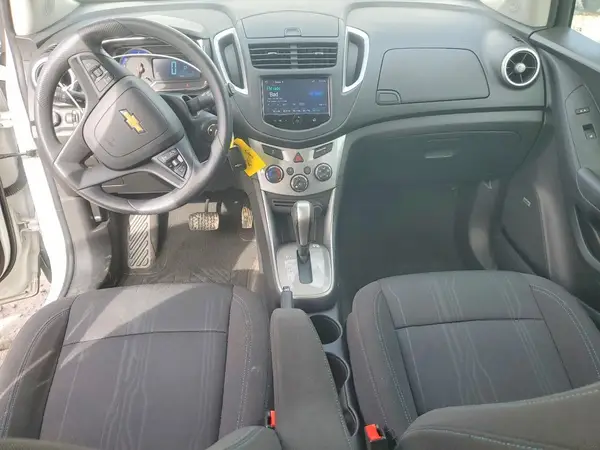 KL7CJPSB8GB623749 2016 CHEVROLET TRAX - Image 8