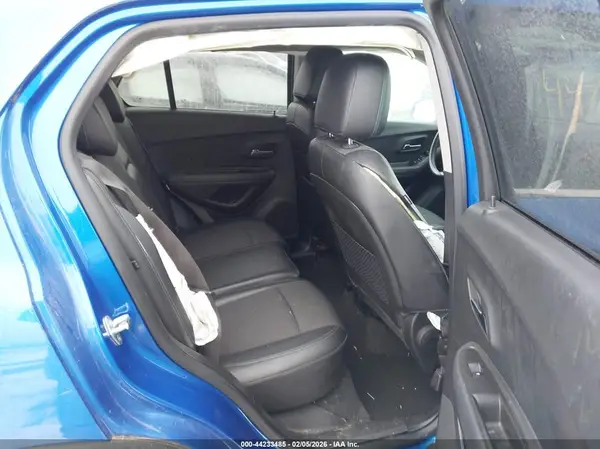 KL7CJPSB8GB635593 2016 CHEVROLET TRAX - Image 8