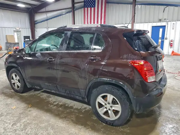 KL7CJPSB8GB657965 2016 CHEVROLET TRAX - Image 2