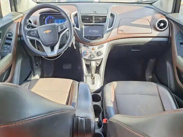 KL7CJPSB8GB681313 2016 CHEVROLET TRAX - Image 8