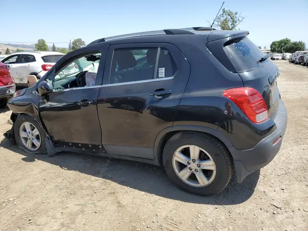 KL7CJPSB8GB728355 2016 CHEVROLET TRAX - Image 2