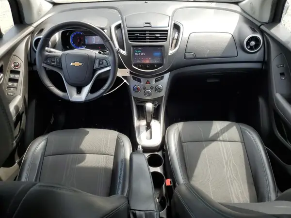 KL7CJPSB8GB733930 2016 CHEVROLET TRAX - Image 8