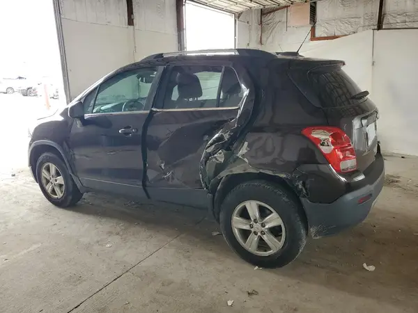 KL7CJPSB8GB742238 2016 CHEVROLET TRAX - Image 2