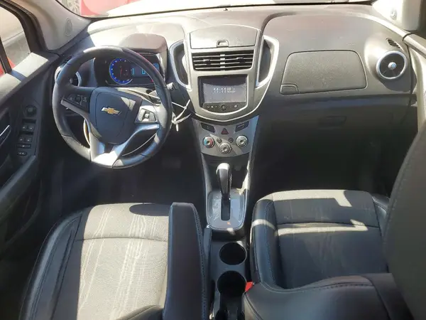 KL7CJPSB8GB753904 2016 CHEVROLET TRAX - Image 8