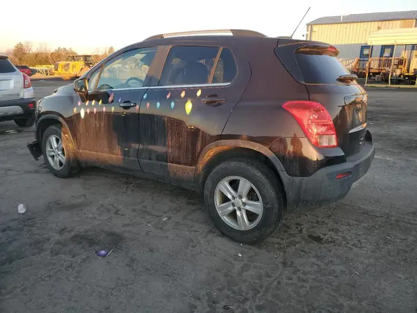 KL7CJPSB8GB756060 2016 CHEVROLET TRAX - Image 2