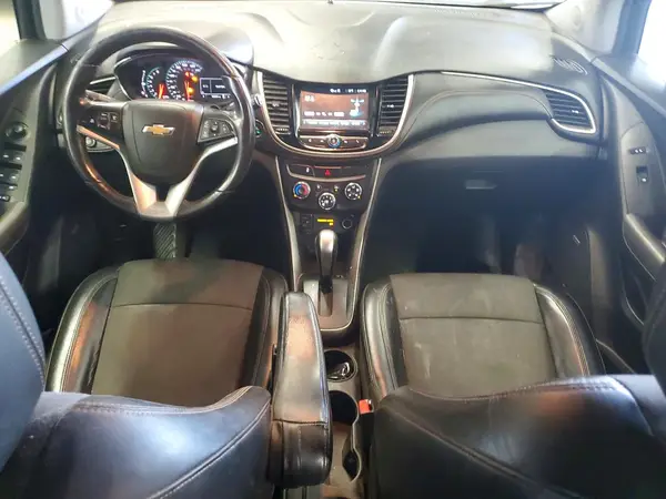 KL7CJPSB8HB097687 2017 CHEVROLET TRAX - Image 8
