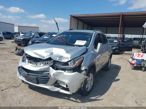 KL7CJPSB8HB153790 2017 CHEVROLET TRAX - Image 2