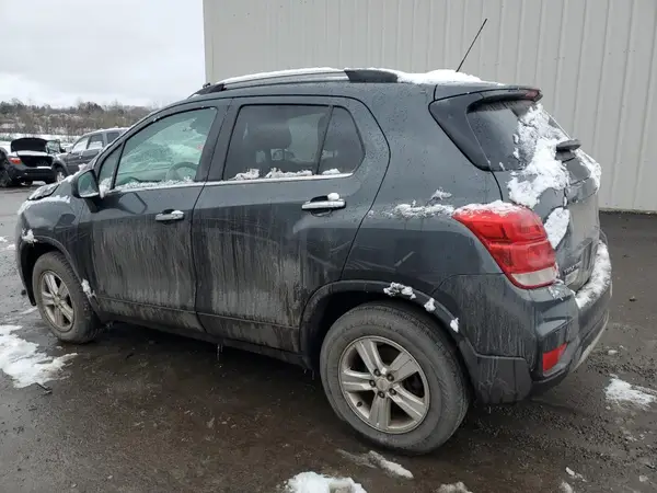 KL7CJPSB8HB169536 2017 CHEVROLET TRAX - Image 2