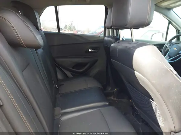 KL7CJPSB8HB243277 2017 CHEVROLET TRAX - Image 8