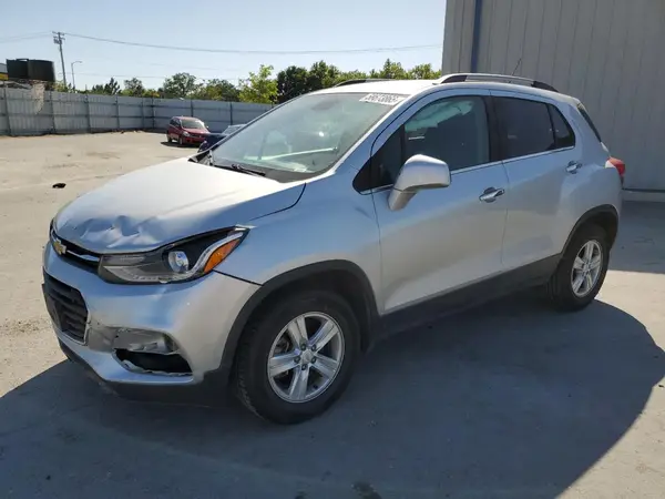 KL7CJPSB8JB511203 2018 CHEVROLET TRAX - Image 1