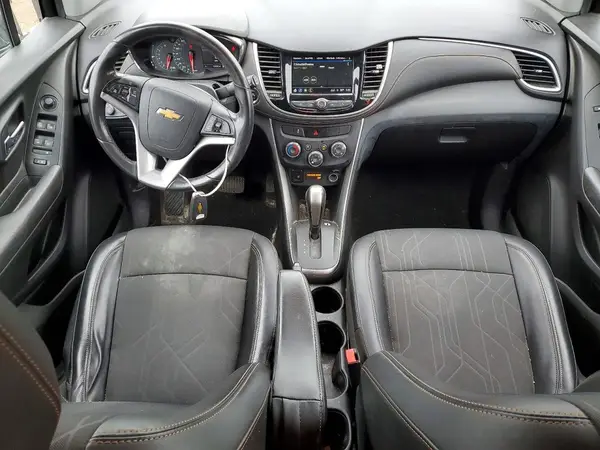 KL7CJPSB8JB644799 2018 CHEVROLET TRAX - Image 8