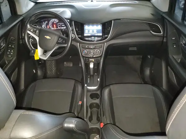 KL7CJPSB8JB659075 2018 CHEVROLET TRAX - Image 8