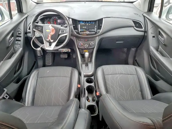 KL7CJPSB8KB751174 2019 CHEVROLET TRAX - Image 8