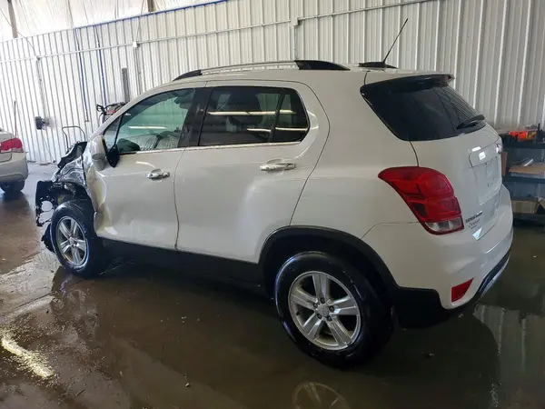 KL7CJPSB8KB753412 2019 CHEVROLET TRAX - Image 2