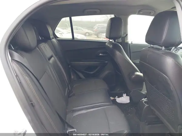 KL7CJPSB8KB806819 2019 CHEVROLET TRAX - Image 8