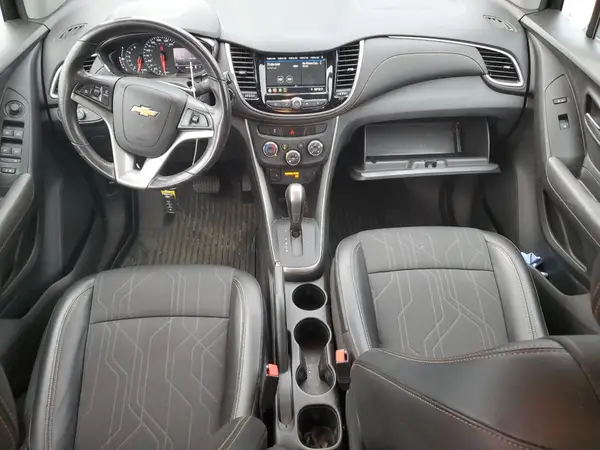 KL7CJPSB8KB809865 2019 CHEVROLET TRAX - Image 8