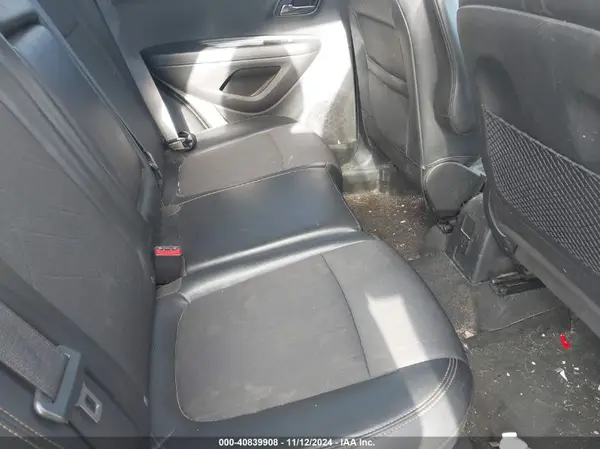 KL7CJPSB8KB830991 2019 CHEVROLET TRAX - Image 8