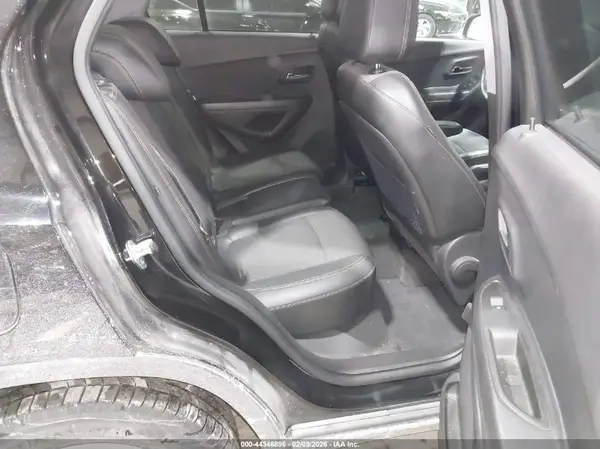 KL7CJPSB8KB839626 2019 CHEVROLET TRAX - Image 8