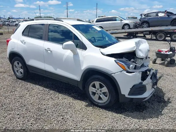KL7CJPSB8KB871637 2019 CHEVROLET TRAX - Image 1