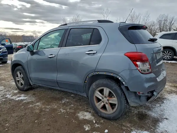 KL7CJPSB8KB875901 2019 CHEVROLET TRAX - Image 2