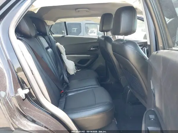 KL7CJPSB8KB877941 2019 CHEVROLET TRAX - Image 8