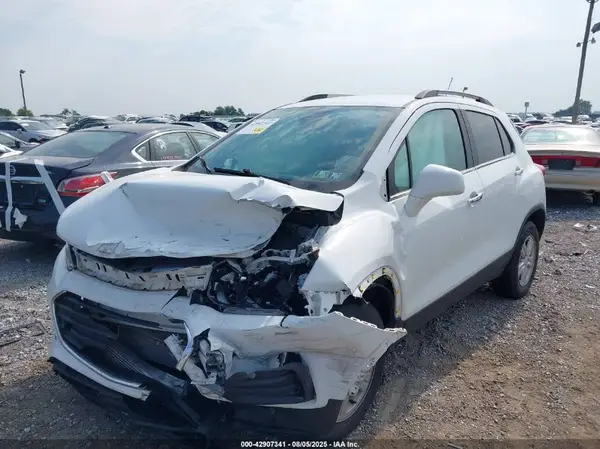 2019 CHEVROLET TRAX auction photo 6