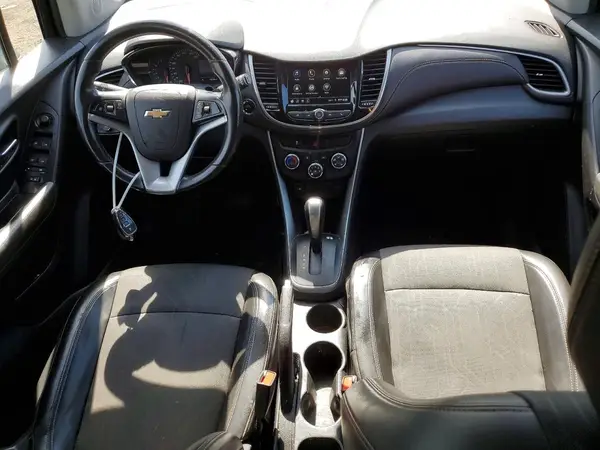 KL7CJPSB8KB895159 2019 CHEVROLET TRAX - Image 8