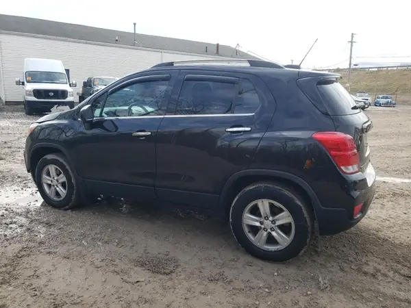 KL7CJPSB8KB898546 2019 CHEVROLET TRAX - Image 2